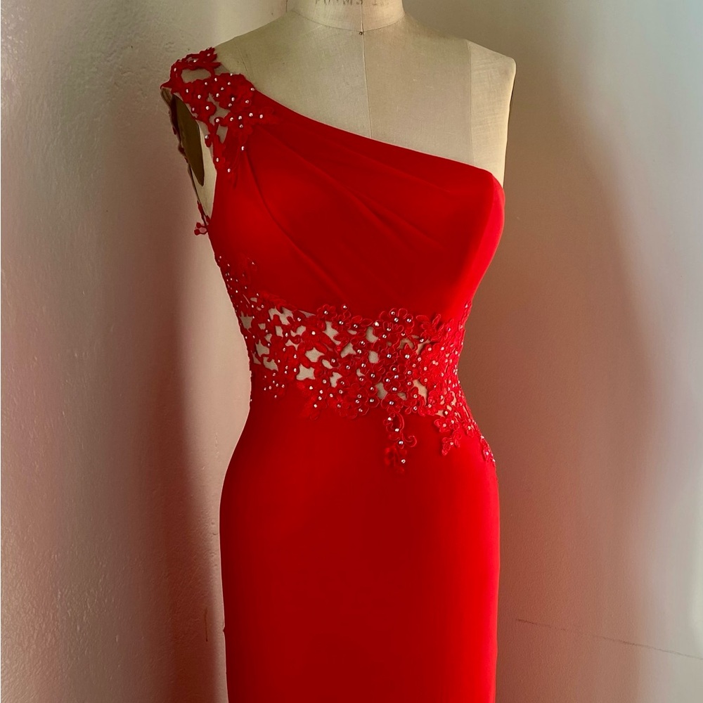 One Shoulder Red Dress Xscape